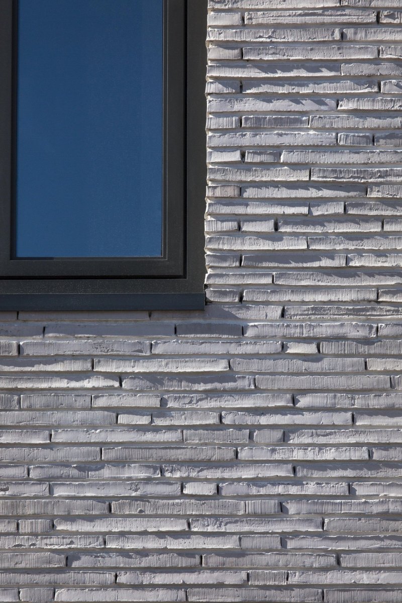Cihly Joseph Bricks mají nezaměnitelný charakter ruční výroby a jedinečné odstíny. (na obrázku projekt Venray)