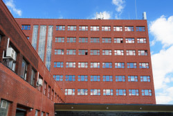 Funkcionalistická budova nádraží v Pardubicích