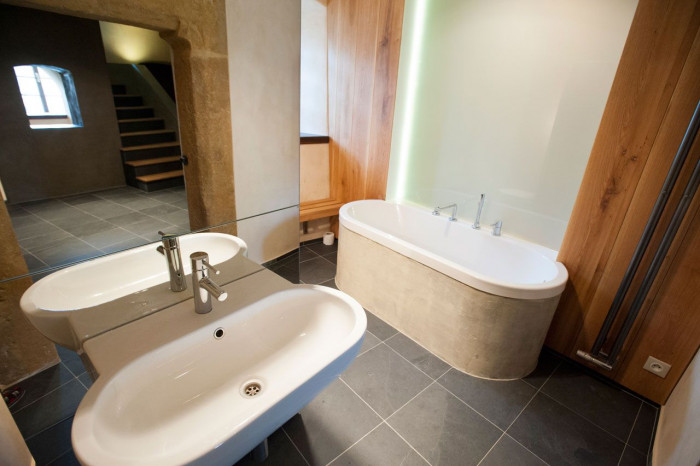 TEK TEK, Rekonstrukce usedlosti Nižší Hrádek - foto