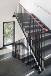 Schodišťová šachta (Rezidence Starý pivovar v Brně-Králově Poli, Atelier RAW)