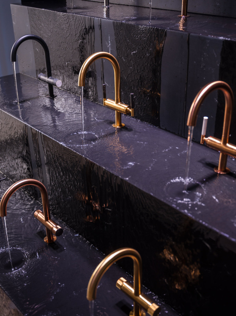 GROHE SPA vychází z filozofie Salus per Aquam, tedy přeneseně „Voda zdrojem zdraví“, (GROHE SPA na DesignBloku)