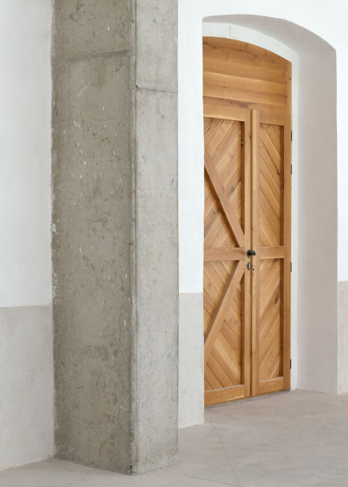 3+1 architekti, Revitalizace hospodářského dvora JACER, konírna – foto