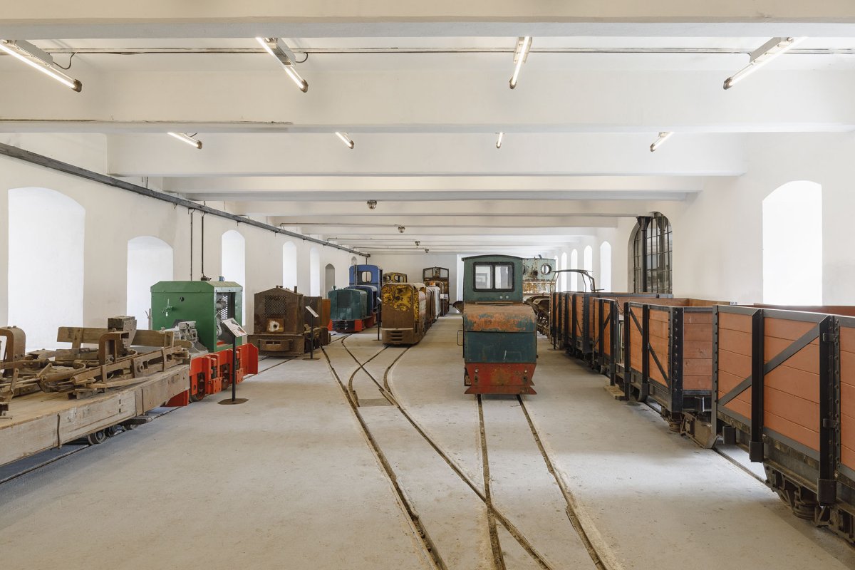 Pohled do depa (Muzeum starých strojů a technologií v Žamberku, Ateliéru Walter)