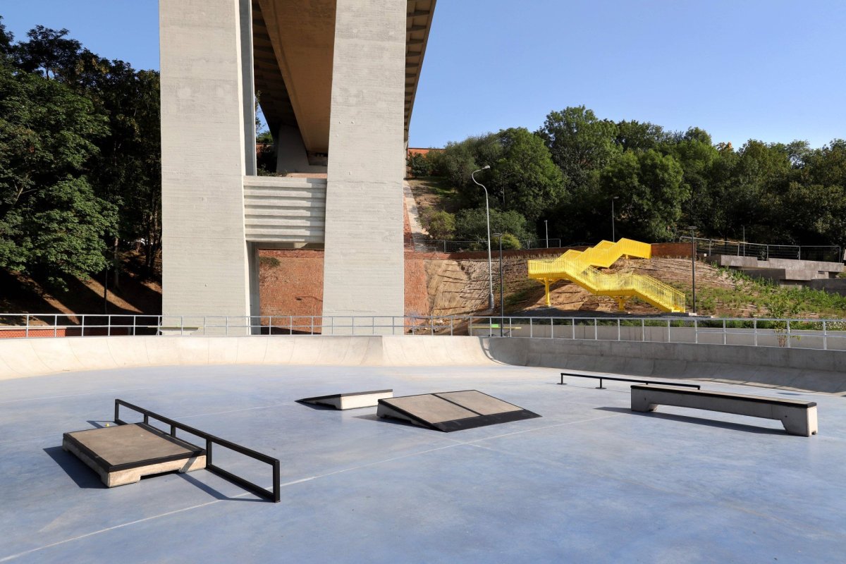 Hlavní architektka ateliéru LOXIA architects navrhla nové sportovní a volnočasové plochy pod pražským Nuselským mostem