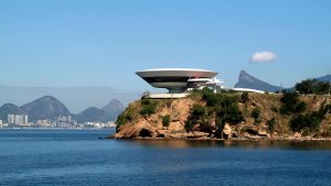 Muzeum současného umění Niterói, Oscar Niemeyer