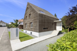 Přestavba rodinného domu na vlastní architektonický ateliér, [lu:p] Architektur © Ralf D. Bischoff