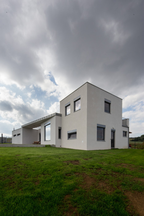 Rodinný dům v Újezdci, NEW WORK