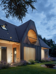 Večerní atmosféra  (Rodinný dům v Břevnově; OTA atelier)