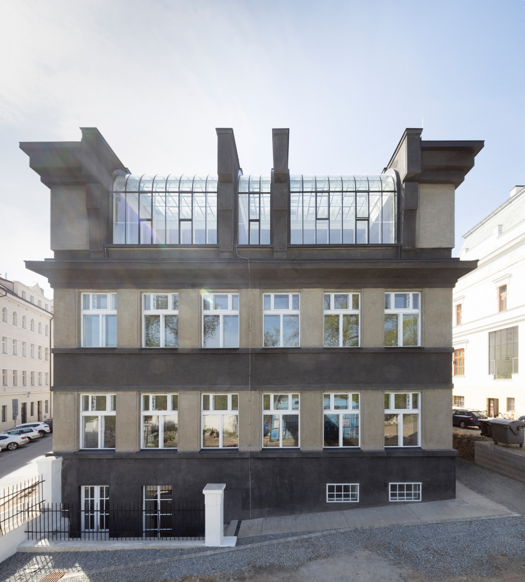 Rekonstrukce Školy architektury AVU od ateliéru Skupina