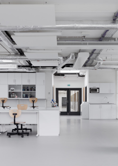 Pavilon IMPAKT MFF UK, majo architekti / Jan Jaroš, Štěpán Jablonský