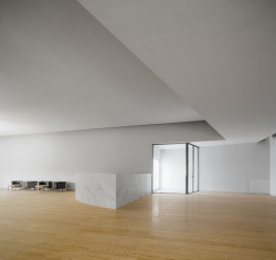 Álvaro Siza 2 - Arquitecto, Muzeum současného umění pro nadaci Nadira Afonsa, foto