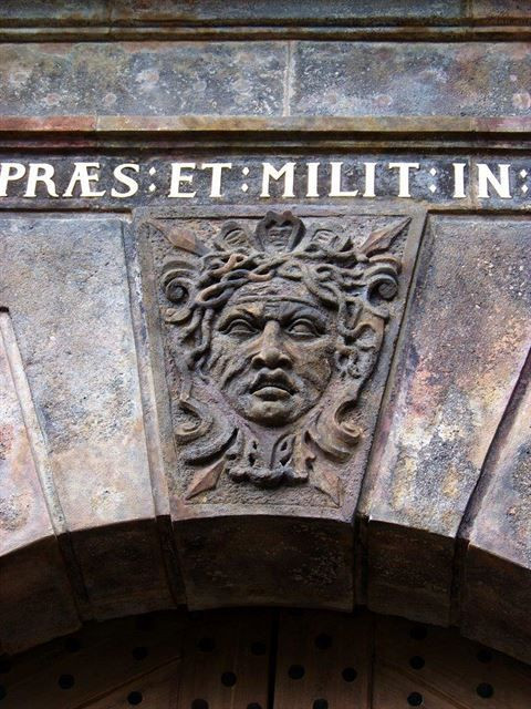 Písecká brána, maskaron - foto