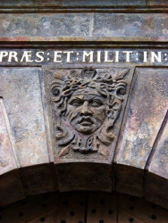 Písecká brána, maskaron - foto