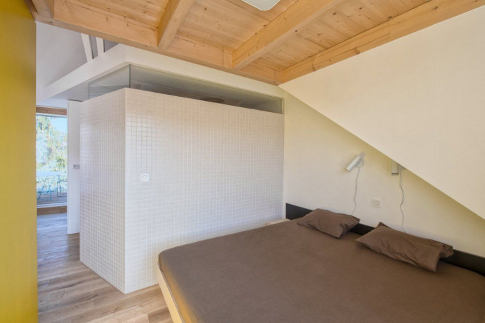 masparti, Podkrovní byt na třídě Míru – foto