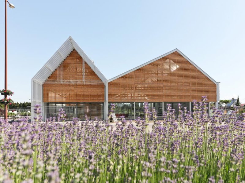 Vítěz kategorie Občanské a průmyslové stavby - Záhradní centrum Plantex, autor Adam Lukačovič