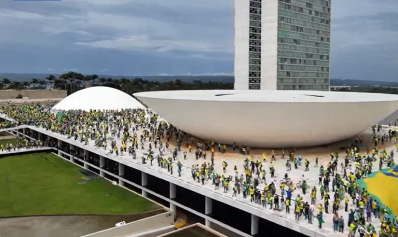 Protestující u Národního kongresu Brazílie