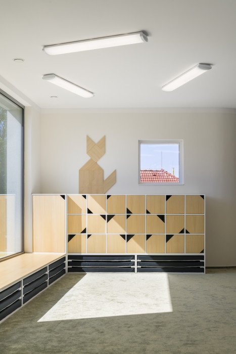 Montessori školka v Klecanech, No Architects / Jakub Filip Novák, Daniela Baráčková