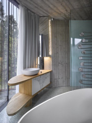 Daniela Polubědovová, Rodinný dům Srdce