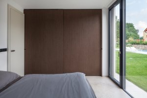 Vila v Petrovicích, dveřní a okenní kování MINIMAL, Labor 13,