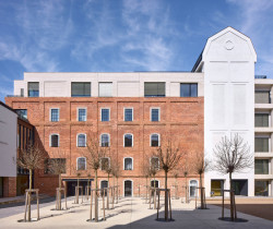 Budova bývalého sila (mar.s architects, obnova Žitného mlýna v Boršově nad Vltavou)