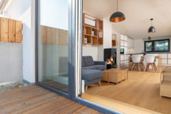 Interiér mezonetového bytu, studio AEIOU