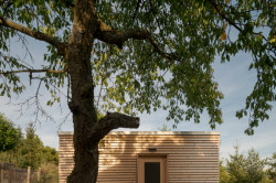 Rekreační domek v Plzni na Mikulce, architectureMADE