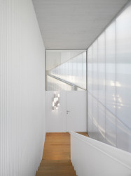 Rodinný dům #house#1.130 v Madridu, Estudio.Entresitio