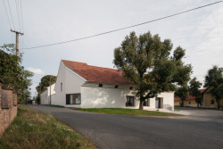 Stavby stojící hned vedle sebe původně byly v katastru zapsané jako jeden objekt.