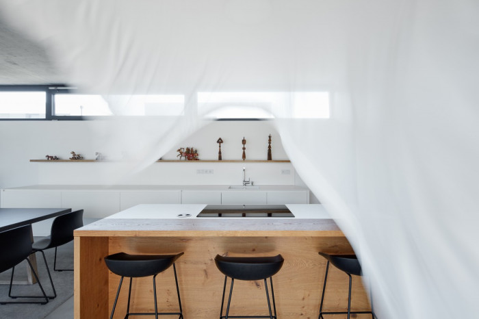 RD Jarovce, Compass architekti