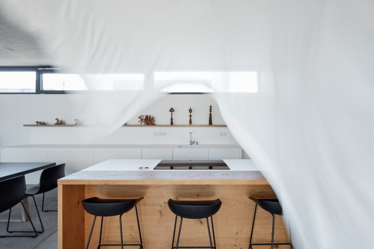 RD Jarovce, Compass architekti