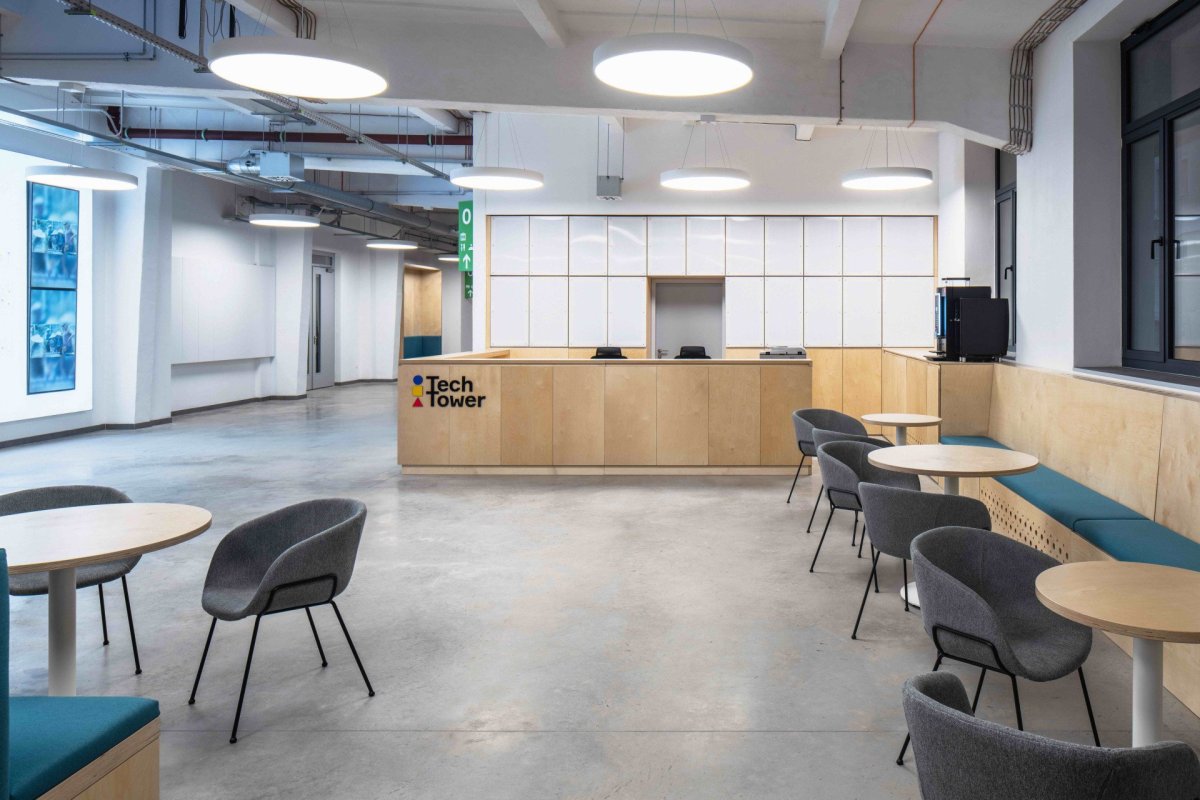 TechTower Plzeň: Uvnitř najdeme zázemí pro firmy i technologické nadšence