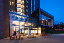 Vysokoškolské koleje Chamberlain Halls of Residence v Birminghamu, Glancy Nicholls Architects.