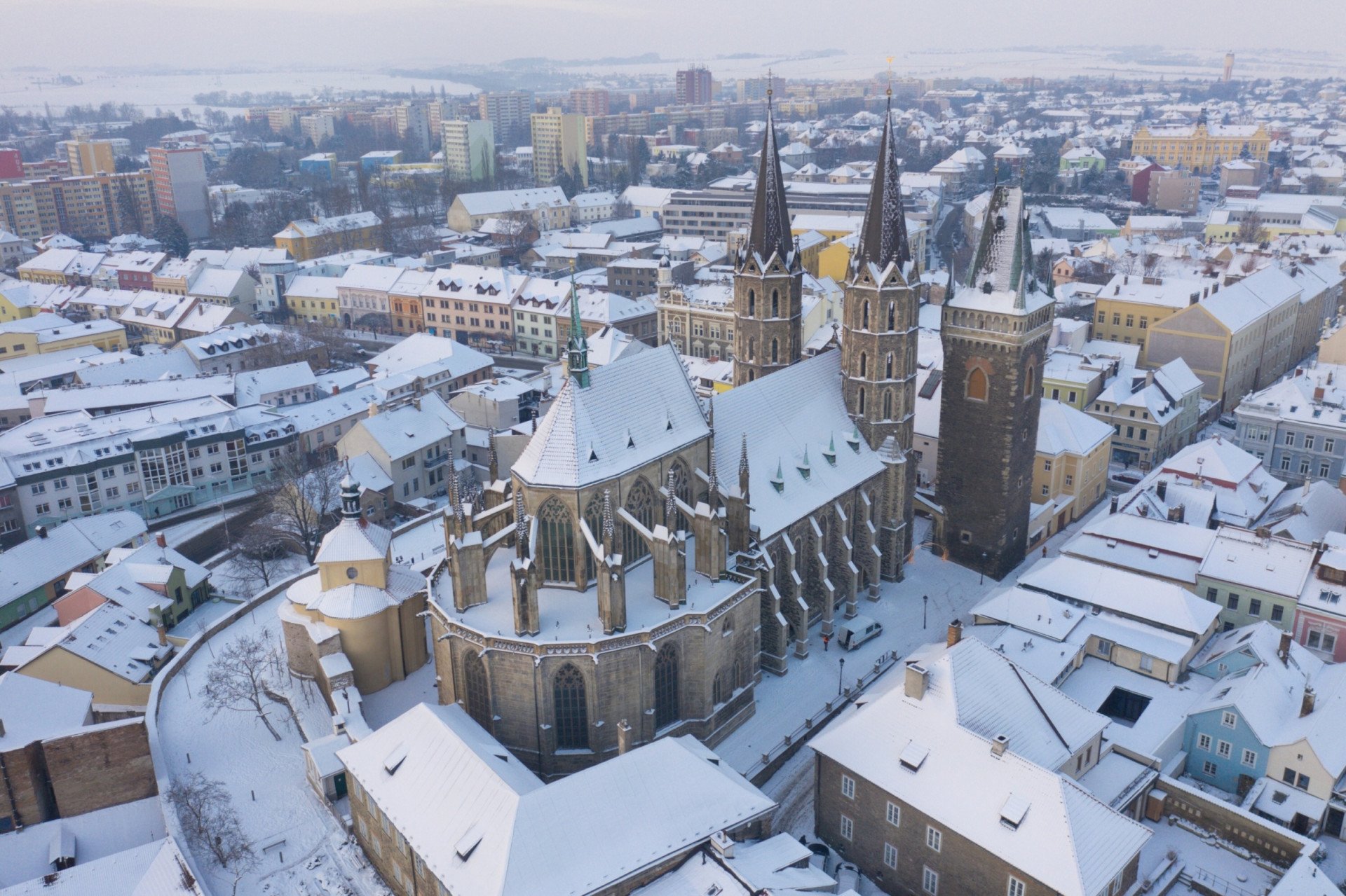 Bartolomějské návrší v Kolíně po rekonstrukci a pod sněhem