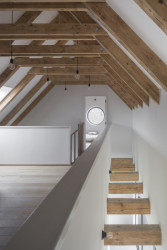 Rekreační rodinný dům od studia Lenka Míková architekti