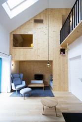 Dům s hnízdem, MAJO, Foto