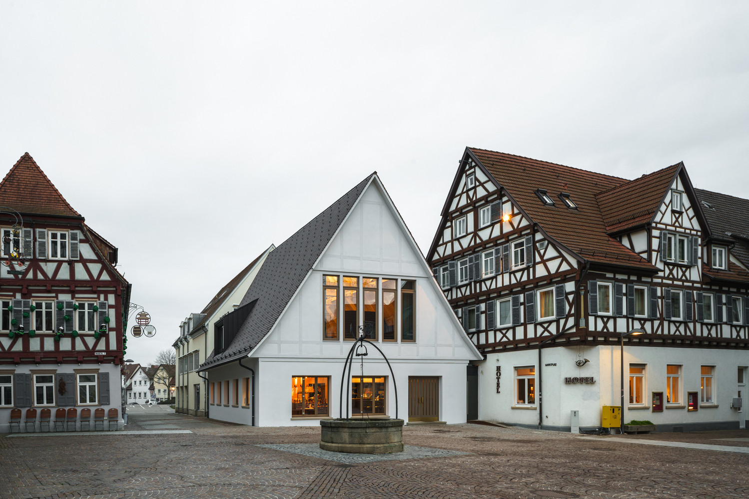 Budova restaurace Das Waldhorn v německém Kirchheim unter Teck, KO/OK Architektur a Studio Berardi