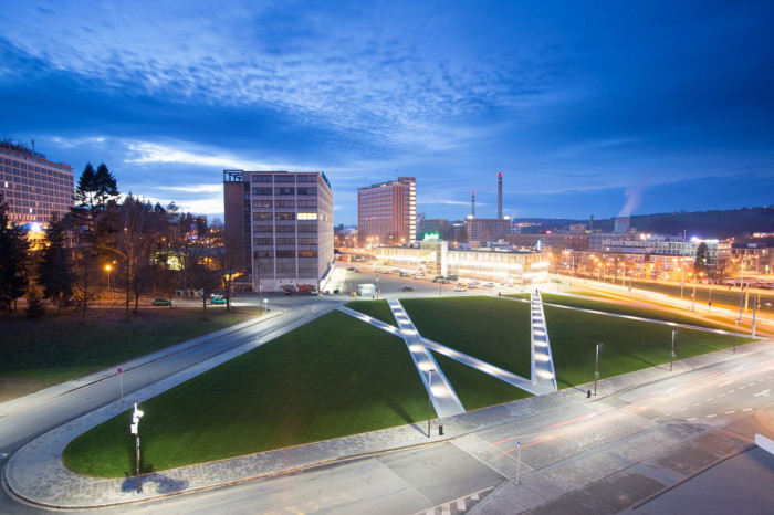 Ellement, Revitalizace Gahurova prospektu – foto