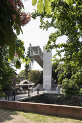 Lávka v Litomyšli od EHL & KOUMAR ARCHITEKTI: Lávka je konstrukčně pravdivá, vše je přiznané a na materiály, ocel i beton, si můžete sáhnout