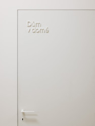 Výstava Dům v domě v Domě umění České Budějovice