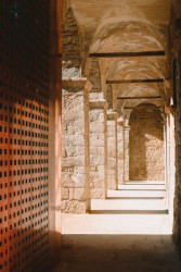 Návaznost na arkády historické části