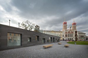 KB Král, Proměna okolí Divadla J.K.Tyla v Plzni - foto