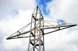 "Je to můj komentář ke krajině," říká Josef Čančík. (Josef Čančík; Wichterkreuz – návrat zmizelého)