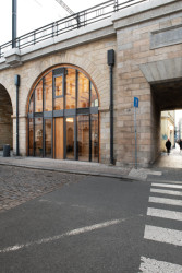 Zakládatelé ateliéru CCEA MOBA, architektka Yvette Vašourková a architekt Igor Kovačevič, se využitím obloukům zabývají už víc než deset let.