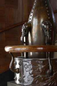 Josip Plečnik, Zachlerův palác, Vídeň, detail schodištního madla – foto