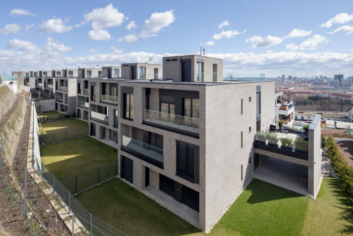 Bytový komplex ROLIČKY, Cakov+partners / Kalin Cakov, Metodiy Monev, Ján Obušek