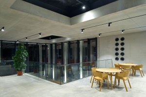 IO Studio, Dostavba atria Provozně ekonomické fakulty ČZU v Praze – foto