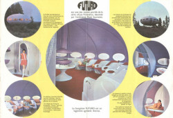 Brožura představující Futuro House.