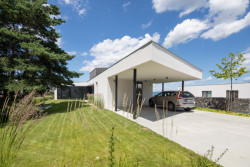 RD Barrandov, Dooom / Igor Bergmann, Ondřej Lukeš