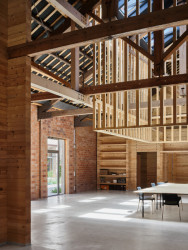 Finalista EU Mies Awards 2026: Sociální projekt v bývalé textilní továrně; H ARQUITECTES