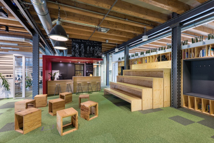 monom, kanceláře firmy Etnetera, foto